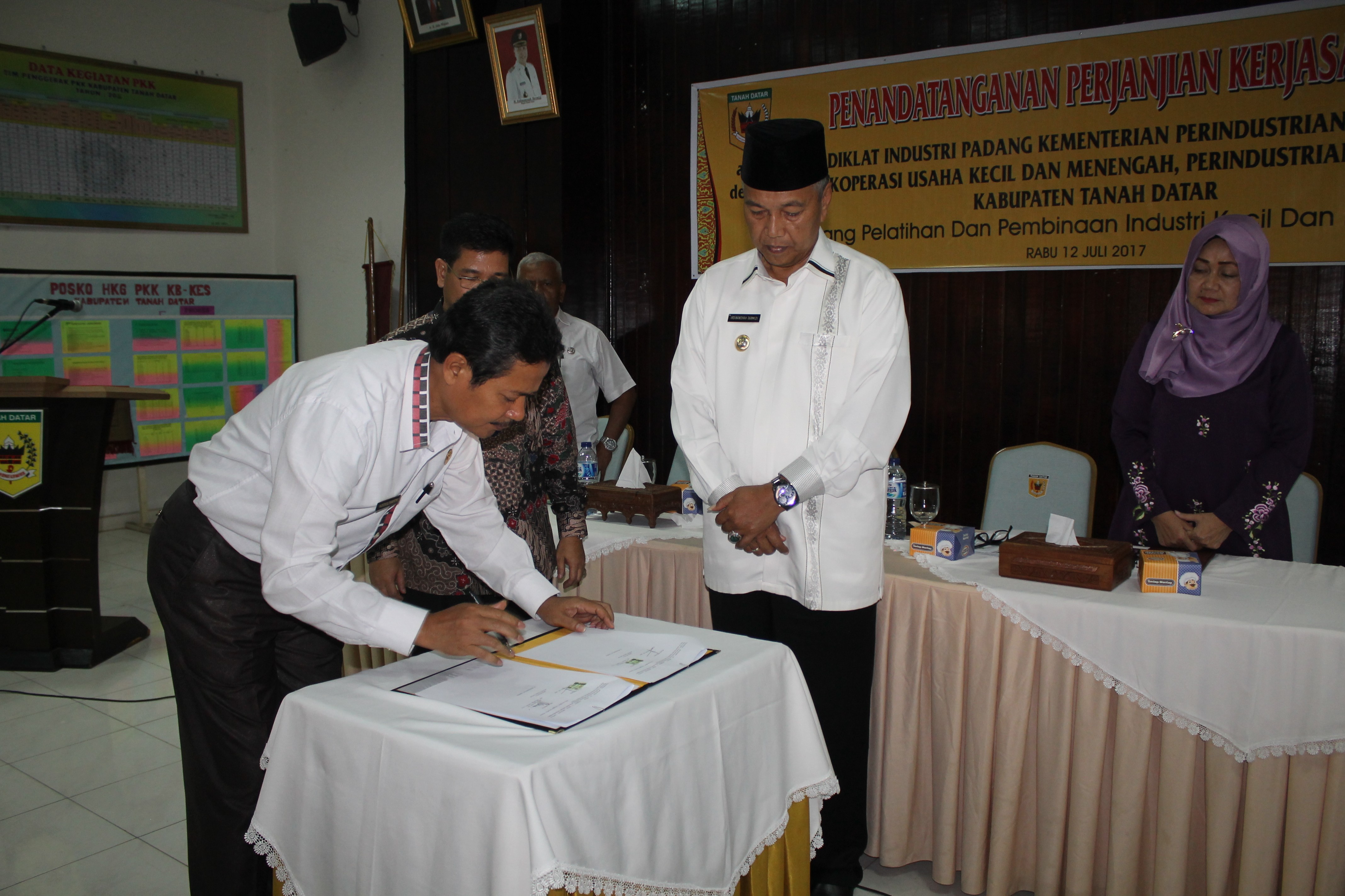 Pemerintah Kabupaten Tanah Datar Teken Kerjasama dengan BDI Padang